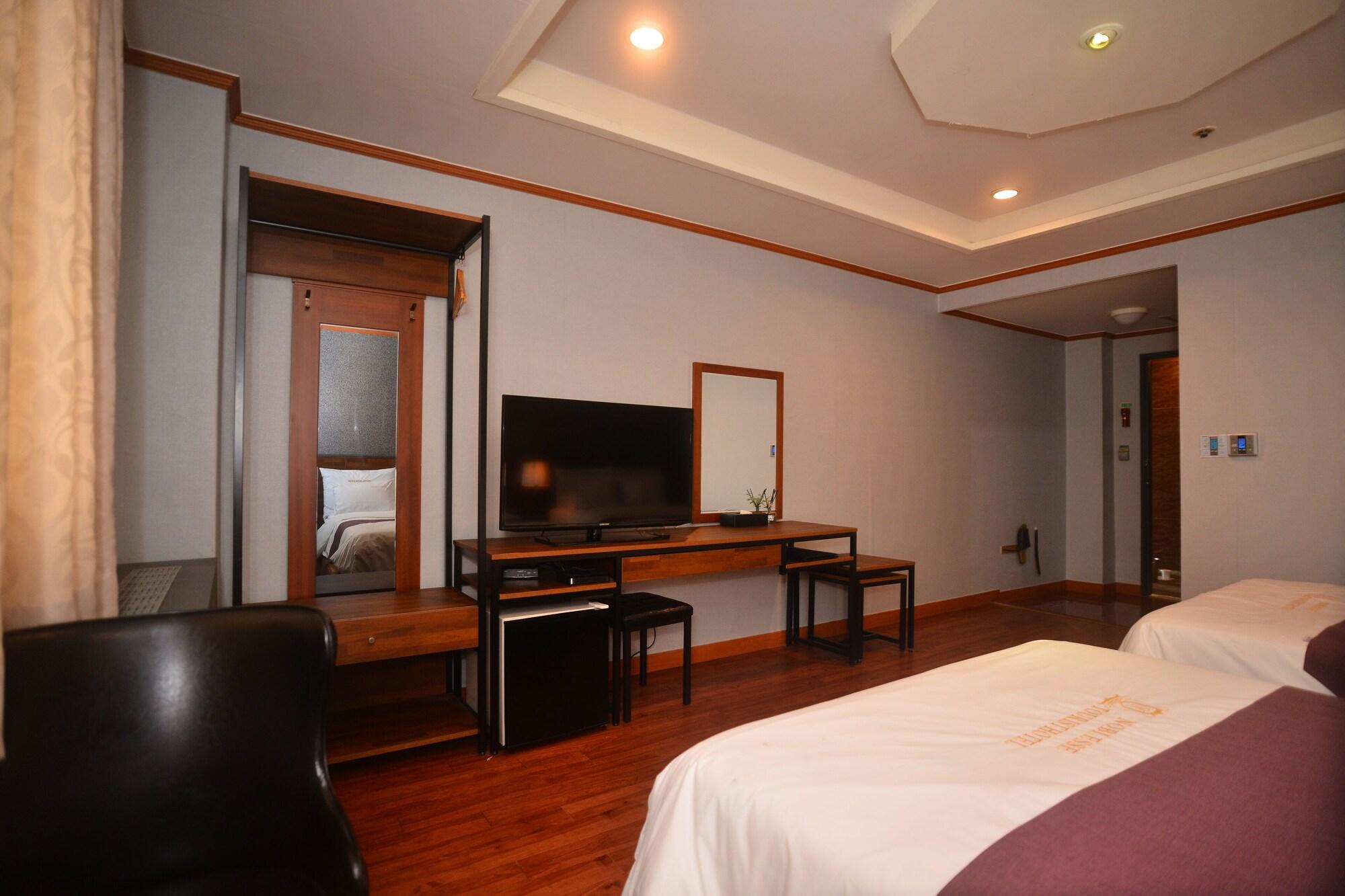 Noblesse Tourist Hotel Сеул Экстерьер фото