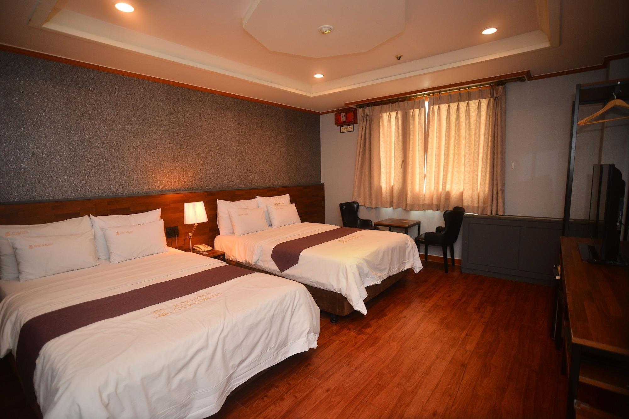 Noblesse Tourist Hotel Сеул Экстерьер фото